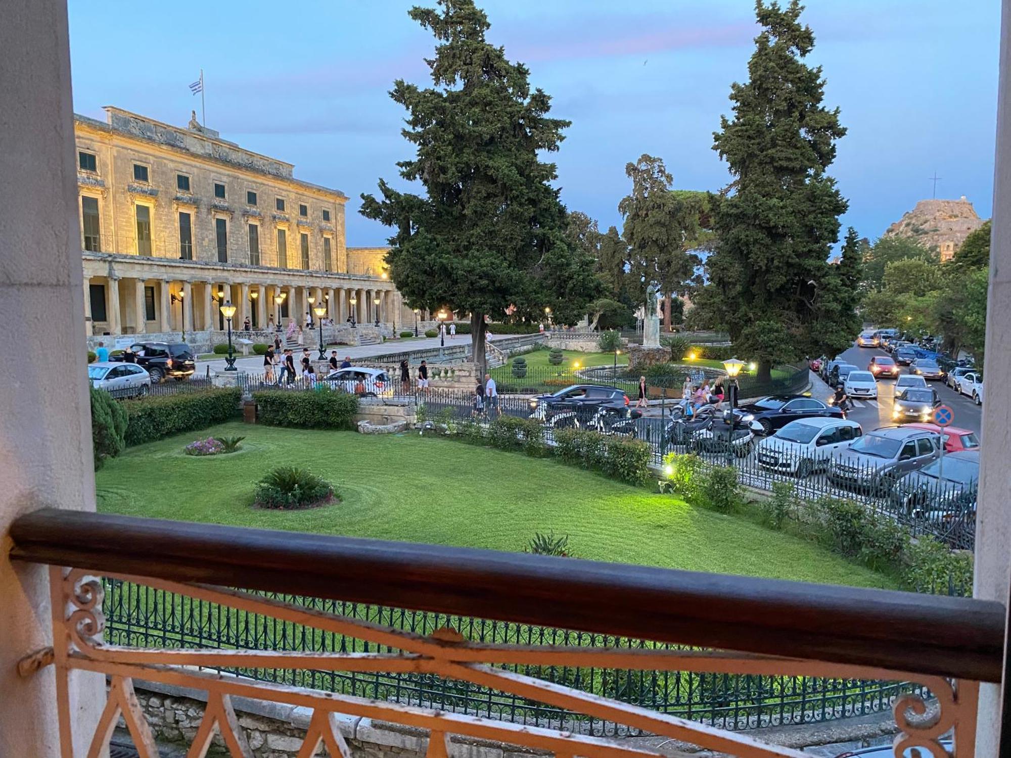 Palazzo Luxury Suite - View To Liston Square & Old Fortress Of Corfu Old Town Esterno foto